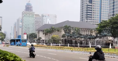 Demo 11 April, Patung Kuda DPR Pukul 1 Siang Tampak Sepi