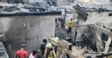 Kebakaran di Pasar Gembrong, Asap Masih Terlihat pada Senin Pagi