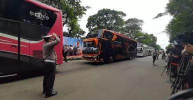 Kapolri Lepas 11 Ribu Pemudik dengan 220 Bus dari GBK