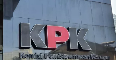 KPK Hitung Uang Pecahan Dollar Hasil OTT Wali Kota Yogyakarta