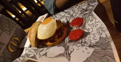 Lawless Burger, Surga Bagi Pencinta Burger Daging Melimpah