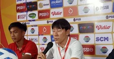 Timnas U-19 Pesta Gol, Keberanian Shin Tae Yong Diacungi Jempol
