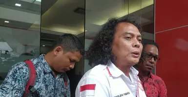 Putri Candrawathi Belum Ditahan, Deolipa Yumara Akan Buat Surat Resmi ke Jokowi