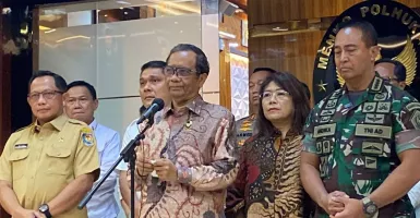 Jokowi Keluarkan Instruksi Tegas soal Tragedi Kanjuruhan, Mahfud MD Mulai Bergerak