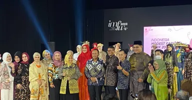 IMFW 2022 Digelar, Sandiaga Yakin Modest Fashion Dongkrak Ekonomi Indonesia