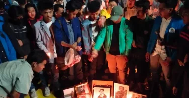 Mahasiswa Tabur Bunga Kenang 5 Korban Tragedi Demonstrasi RKUHP 2019