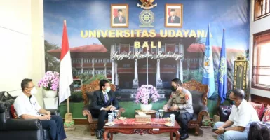 Kapolda Bali Temui Rektor Unud, Ada Apa?