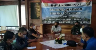 Pemilu 2024: Kesbangpol Denpasar Bali Ajak TNI-Polri Mengawasi