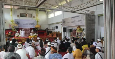 Tingkatkan Hindu, MGPSSR dan ITB STIKOM Bali Gelar Dharmatula