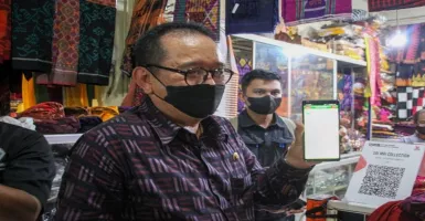 Cok Ace Ajak Pedagang Pasar Manfaatkan Transaksi Digital