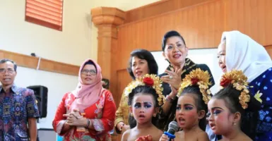 Bunda PAUD Desa Berkembang Gara-gara Pemkab Tabanan Bali