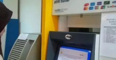 Astaga! Bule Cantik Ukrania Skimming ATM Bali Hingga Rp2 M