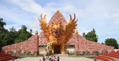 RTH Bung Karno Buleleng Bali Luar Biasa, 700 Wisatawan Tergoda