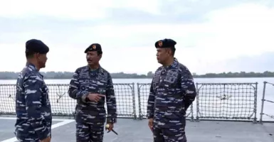 Wow! 2 Jenderal TNI AL Awasi Bali Pakai Kapal Perang, Ada Apa?