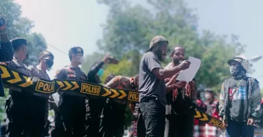 Demo Dikawal Polisi, AMP Bali Tuntut 12 Hal Ini