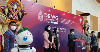 Robot Canggih Uu Teknologi 5G Hadir di Bali, Ramaikan Acara Ini