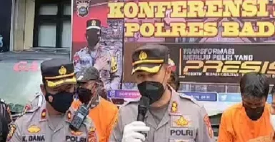 Polisi Badung Ringkus Kakek, Ratusan Tabung Gas & 3 Mobil Disita