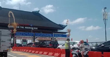 Astaga! Cewek Bule Salah Jalur di Tol Bali Mandara, Aksinya?