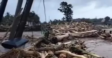 Banjir Fatal di Jembrana Bali Hilangkan Siswi SMA Ini