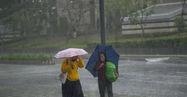 Diguyur Hujan Seharian, BMKG Minta Warga Kota Tangerang Waspada
