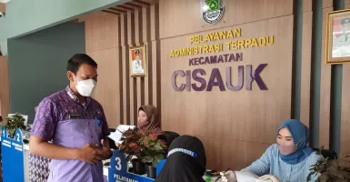 Warga Kecamatan Cisauk Terima BST, Sebegini Besarannya