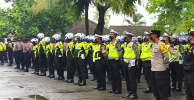 200 Personel Polda Banten Amankan Jalur Wisata Anyer-Carita