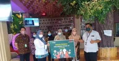 LPKR Beri Bantuan untuk Warga Isoman di Kelapa Dua Tangerang