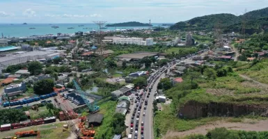 Kemacetan di GT Merak Mencapai 8 Km, Kapal Swasta Ambil Peran
