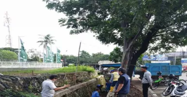 Dinas PUPR Perbaiki Drainase di 3 Ruas Jalan di Kota Tangerang