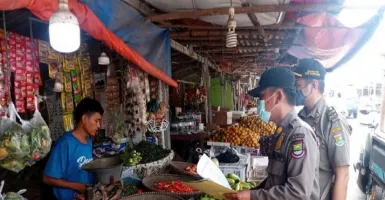 77 Pedagang Kaki Lima di Pasar Sentiong Terima SP Ketiga