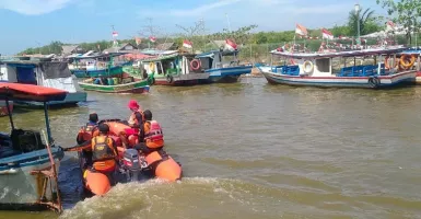 Hari Kedua Pencarian Nahkoda Kapal Hilang di Perairan Pulau Pamujaan