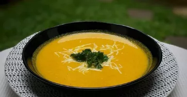 Cara Membuat Sup Labu Kuning, Mudah dan Enak Banget