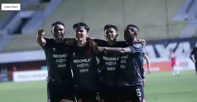 PSS Sleman vs Persita Tangerang 1-2: Osas Saha Memang Ganas