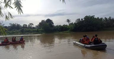 Alami Kecelakaan Saat Cari Kayu, Warga Serang Hanyut di Sungai Ciujung