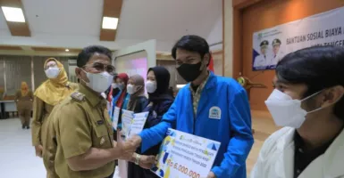 Ratusan Mahasiswa Dapat Duit Rp 6 Juta dari Pemkot Tangerang