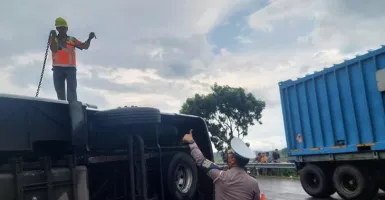 Polisi Beber Penyebab Kecelakaan Bus di Tol Tangerang-Merak