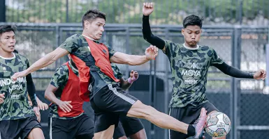 Alfredo Vera Minta Persita Fokus Hadapi Bhayangkara FC