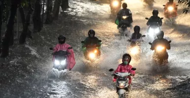 Warga 2 Wilayah Banten Diminta Waspada Potensi Angin Kencang