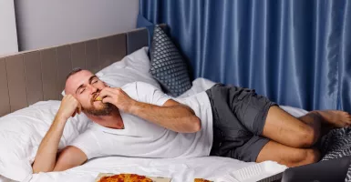 Kebiasaan Tidur Usai Makan Ternyata Punya 3 Dampak Negatif