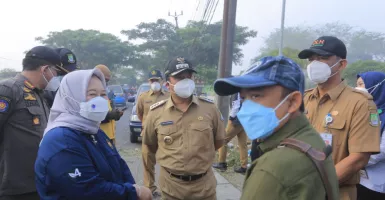 Kemenko Marves Tinjau Kebakaran di TPA Rawa Kucing Tangerang