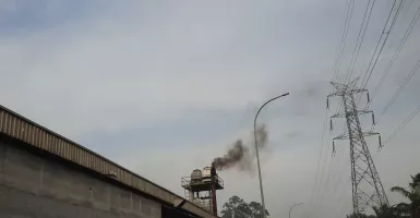 2 Pabrik Peleburan Besi di Tangerang Jalani Uji Baku Mutu Emisi