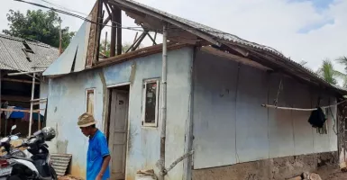 Angin Kencang Terjang Kecamatan Solear, 15 Rumah Rusak Parah