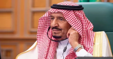 Kritis, Raja Salman Dirawat di RS King Faisal