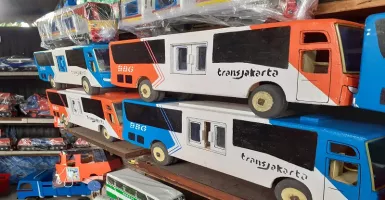 Ingin Punya Bus TransJakarta? Coba Beli di sini