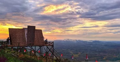 Objek Wisata Mulai Menggeliat, Bukit Sepancong Ramai Dikunjungi