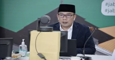 Komunikasi Publik Ridwan Kamil Soal Covid-19 Paling Ciamik