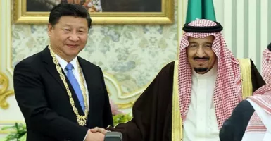 Raja Salman Mesra Banget dengan Xi Jinping