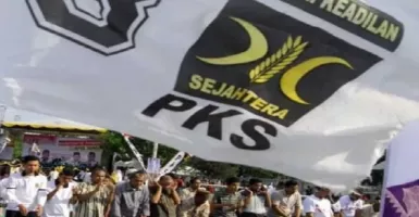 PKS Tak Merasa Tersaingi dengan Partai Baru Amien Rais