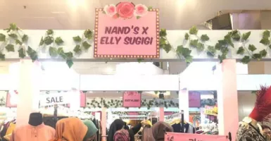 Elly Sugigi Meriahkan Stand Bazaar Artis di Tangcity Mall