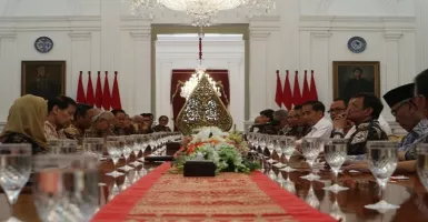 Presiden Jokowi Kumpulkan Tokoh Nasional di Istana Negara